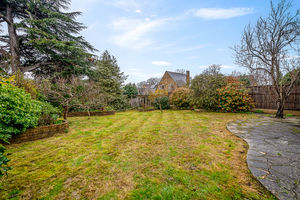 Photo 16- click for photo gallery